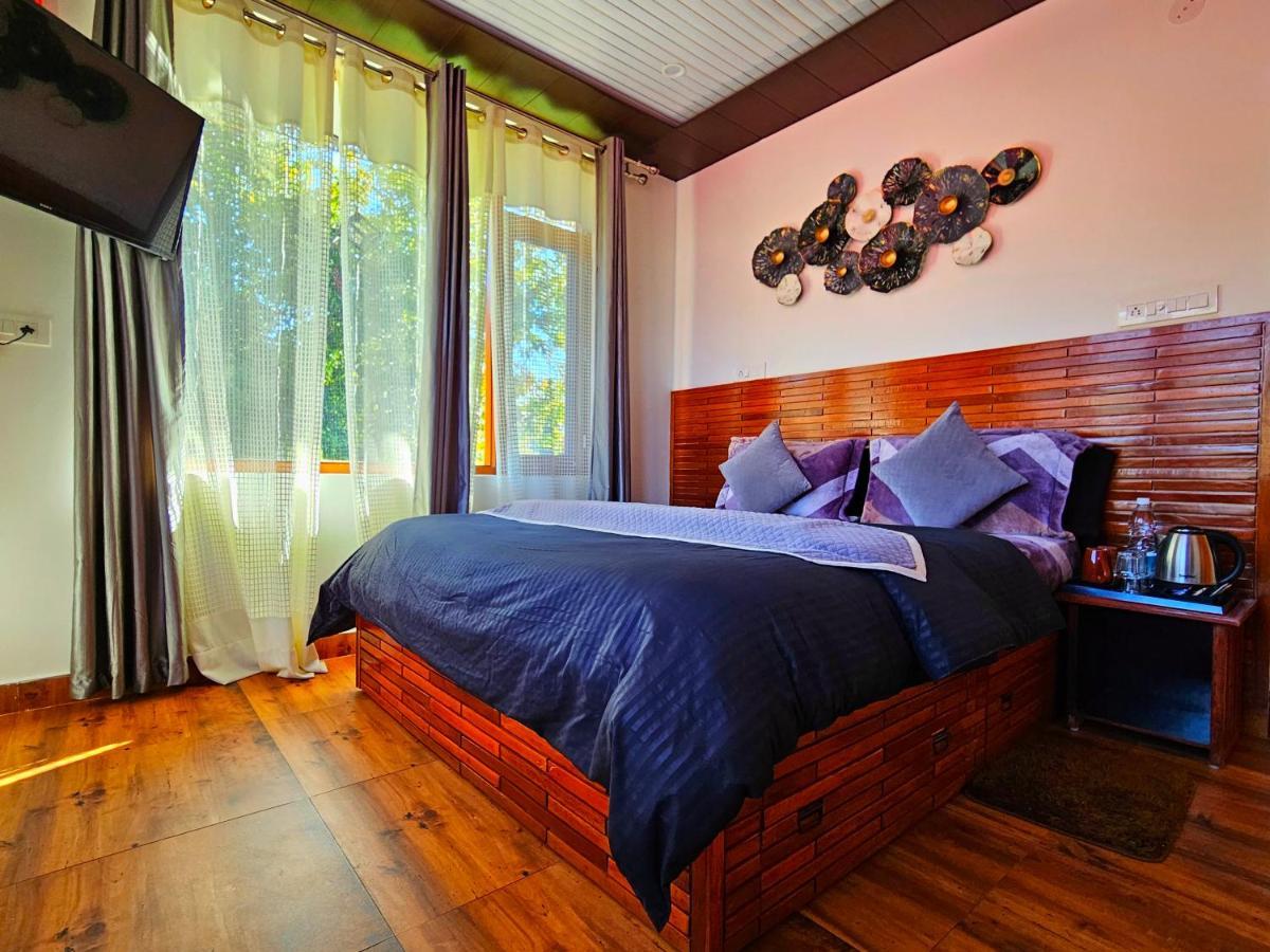 Hotel The Tulip Bir Extérieur photo
